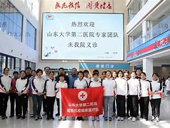 半岛体育-勇士球星抵达中国，开展中文学习计划
