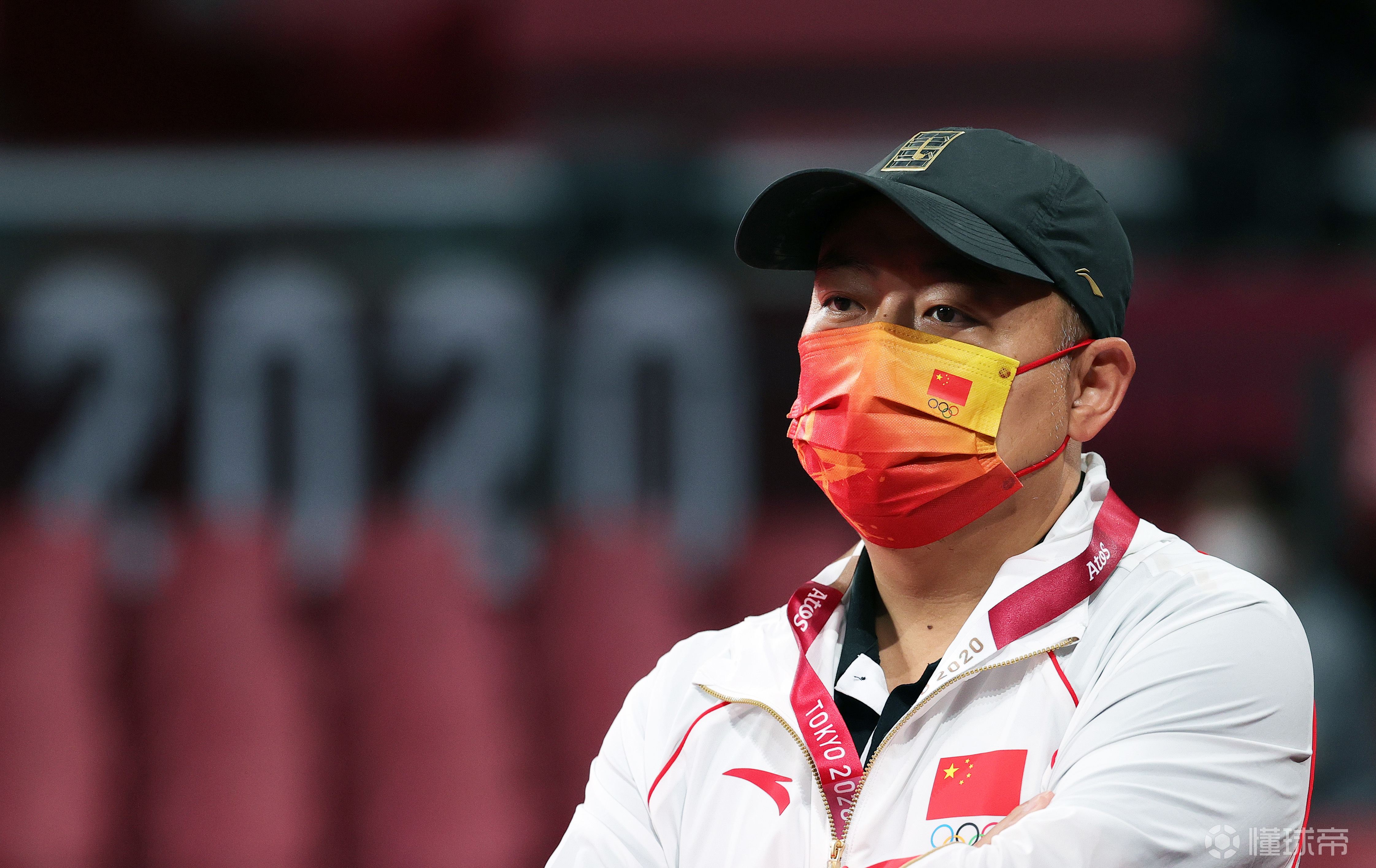 半岛体育-苏尼特克靠实力取胜，主场成功瓦解对手